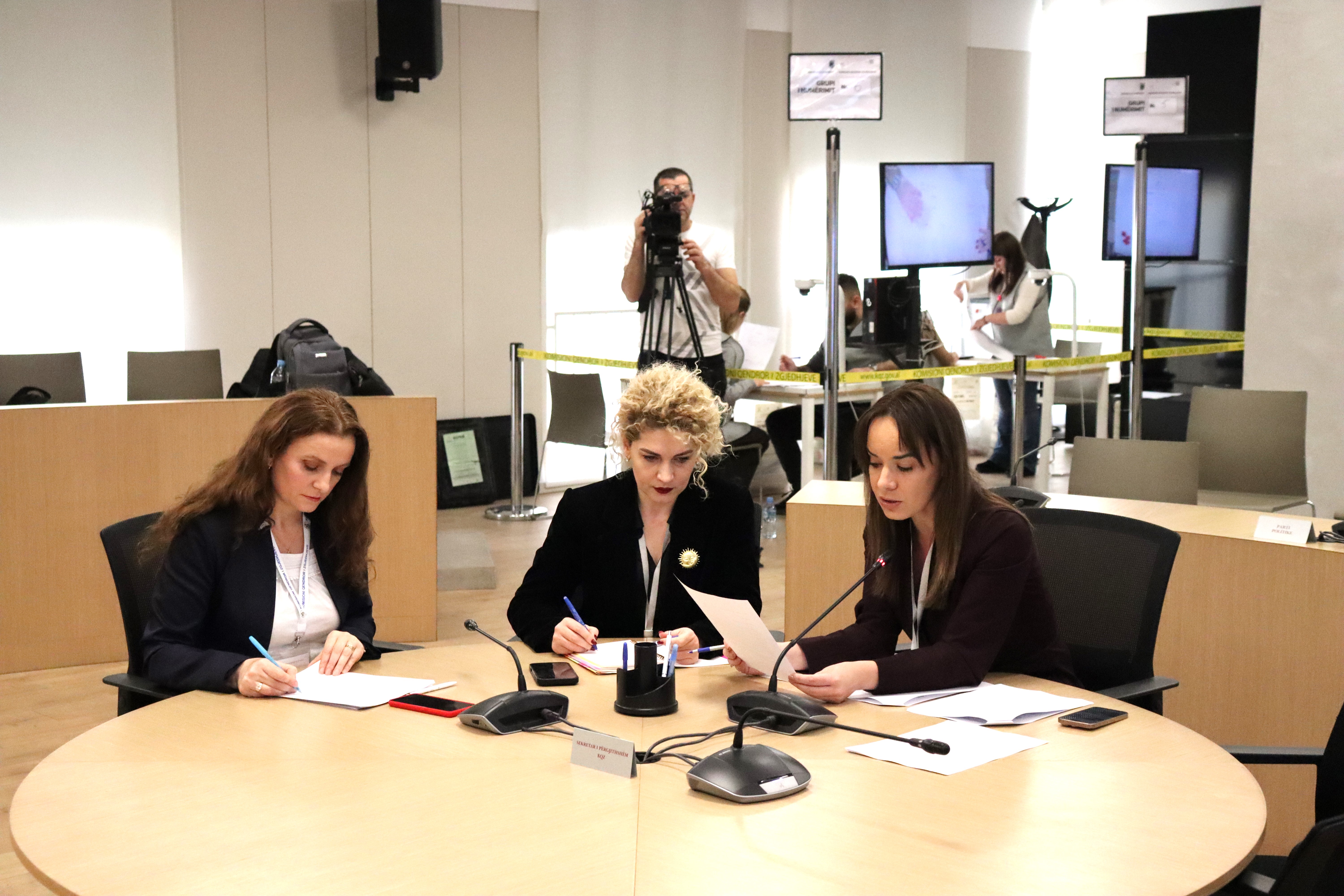 KSHZ plotëson vakancat në 5 këshilla bashkiak