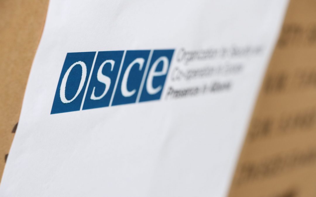 OSCE’s presence in Tirana, granted the Central Election Commission a set of information kits and protective equipment against COVID-19.